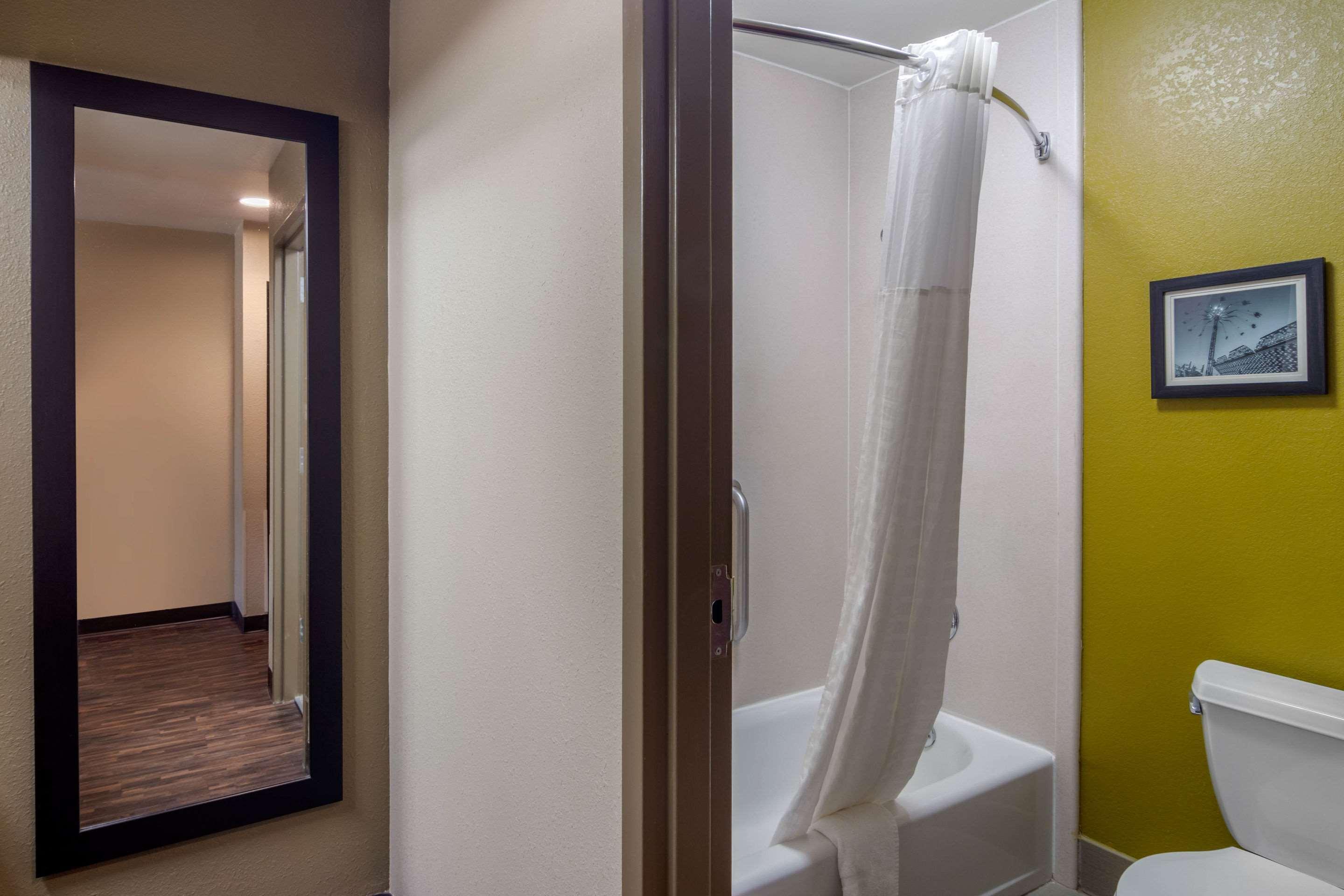 Comfort Inn & Suites Perry National Fairgrounds Area מראה חיצוני תמונה
