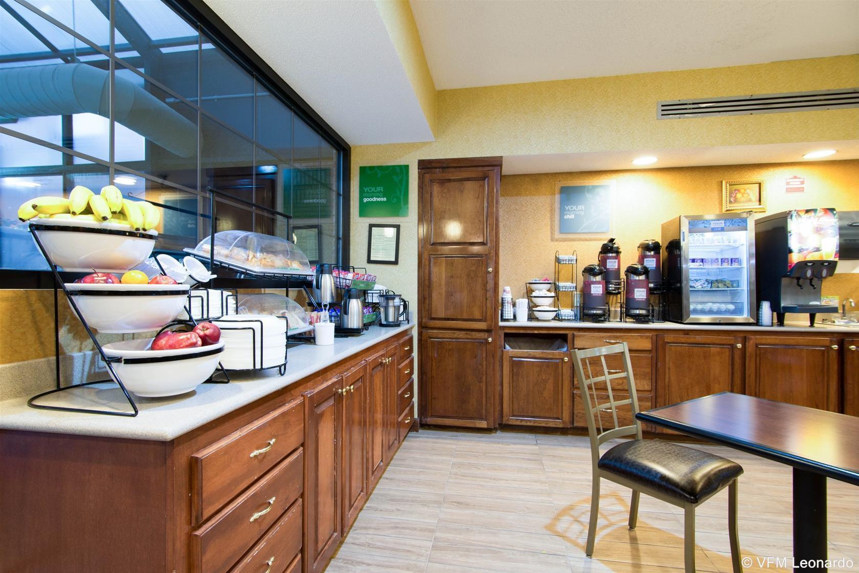 Comfort Inn & Suites Perry National Fairgrounds Area מראה חיצוני תמונה