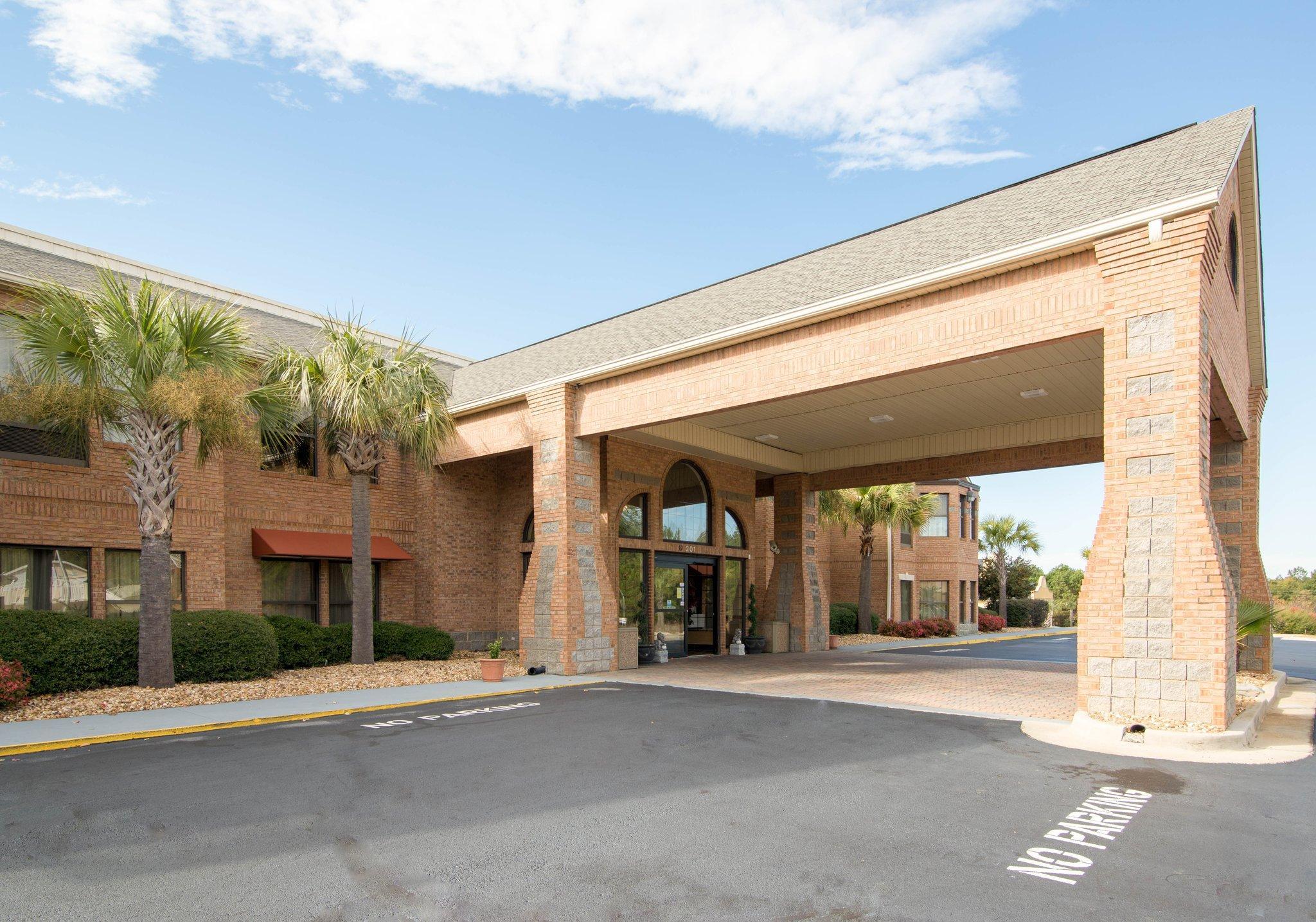 Comfort Inn & Suites Perry National Fairgrounds Area מראה חיצוני תמונה