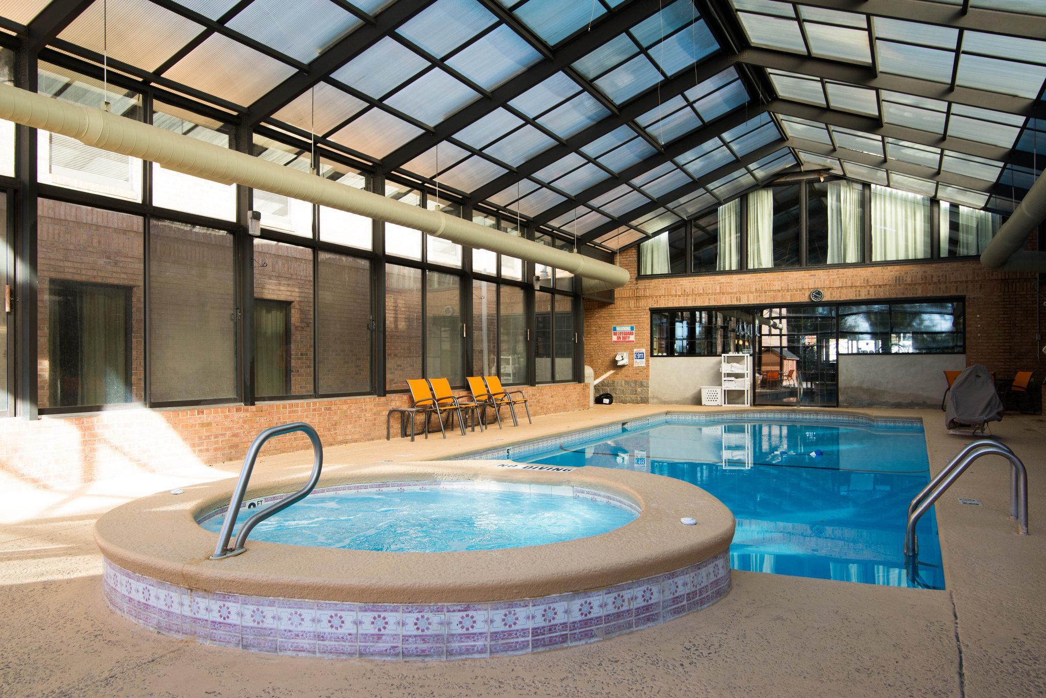 Comfort Inn & Suites Perry National Fairgrounds Area מראה חיצוני תמונה