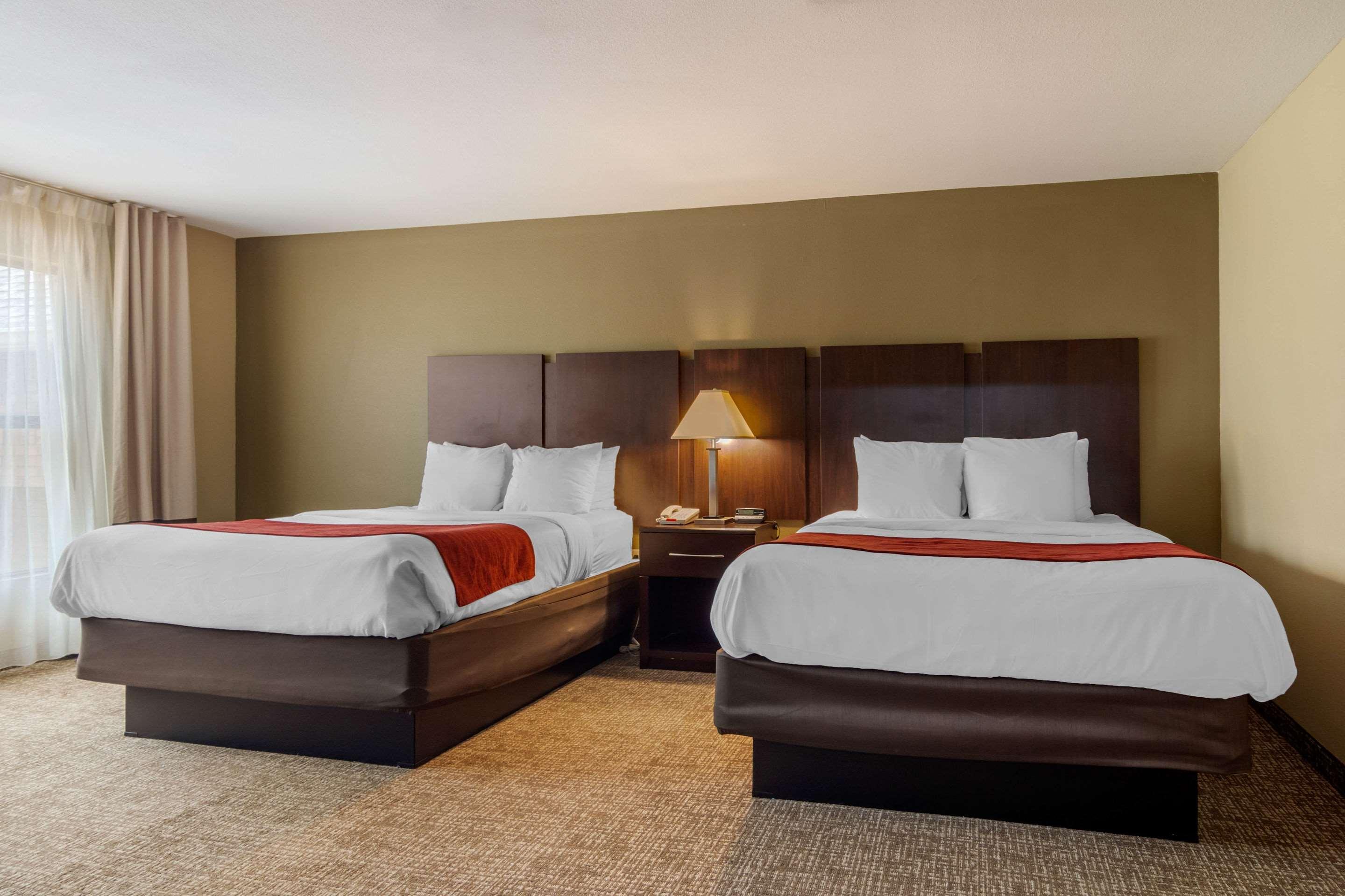 Comfort Inn & Suites Perry National Fairgrounds Area מראה חיצוני תמונה